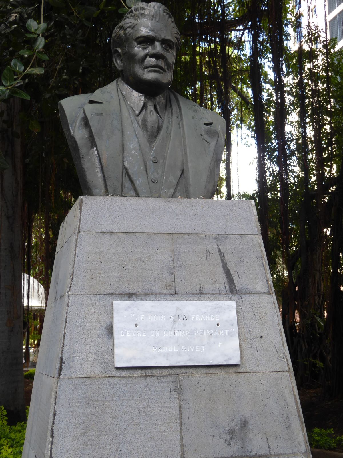 Raoul Rivet 1896-1947 wrote for Le Mauricien, supported the rise of Ramgoolam, and, as the quotation on the stone suggests, was devoted to F