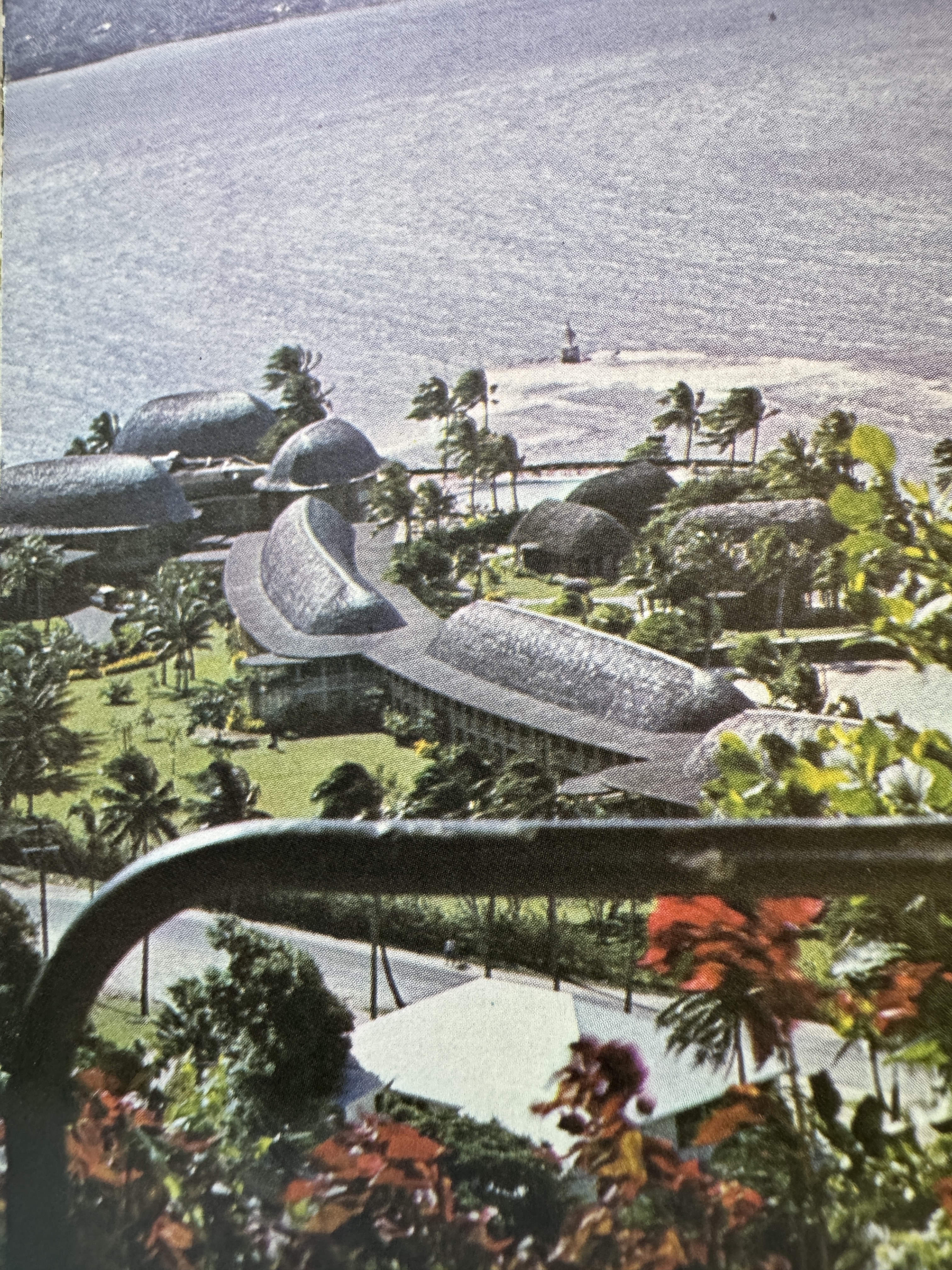The hotel as it appears in Samoa, by Gregory Riethmaier and Richard A. Goodman, 1973, unpaginated.  The building closest to the camera survi
