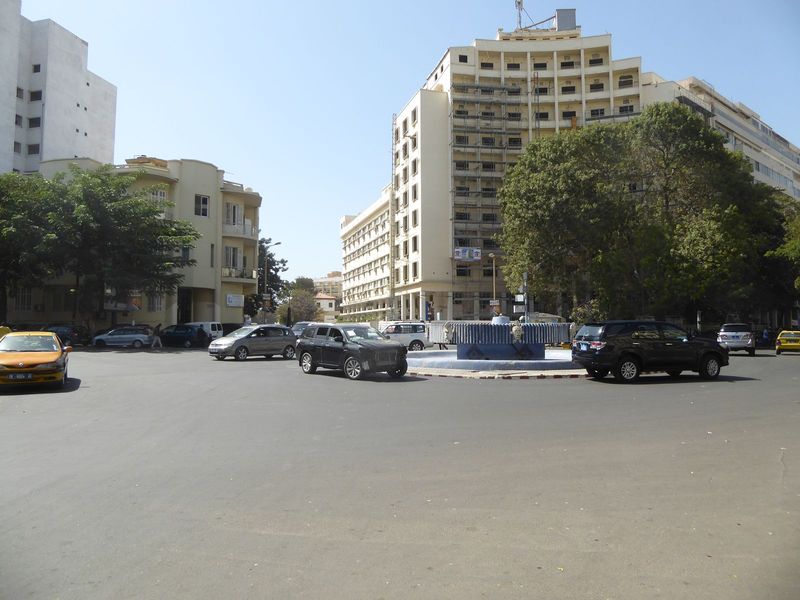 Pinet-Laprade, designer of the Dakar Proper street layout, reserved a block of land to the west "in order to build there later, in the event
