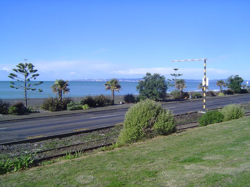 Here's the bay to the south, visited by none other than Captain Cook in 1769. Napier was established in 1854 and named for the British gener