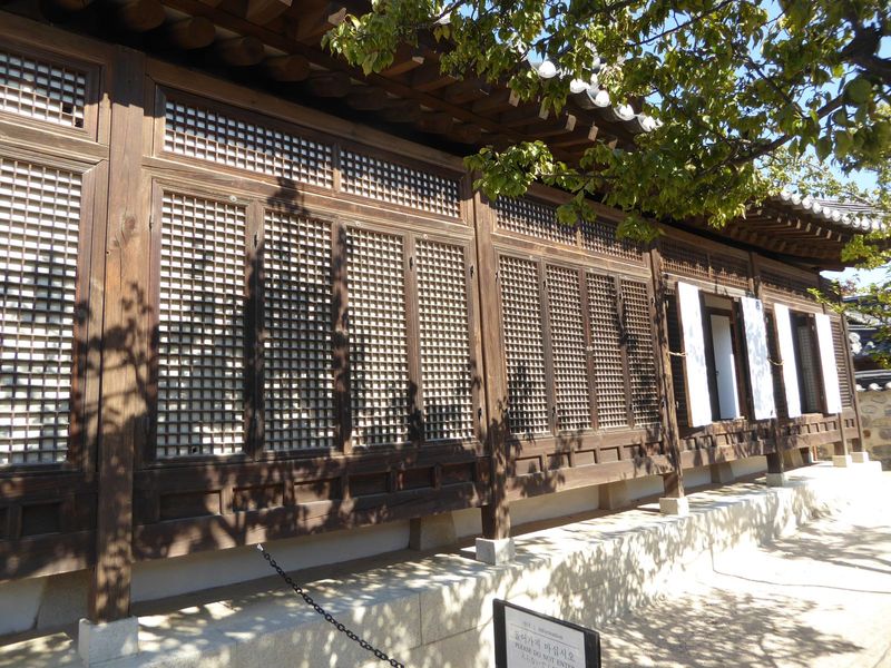 Latticed windows.