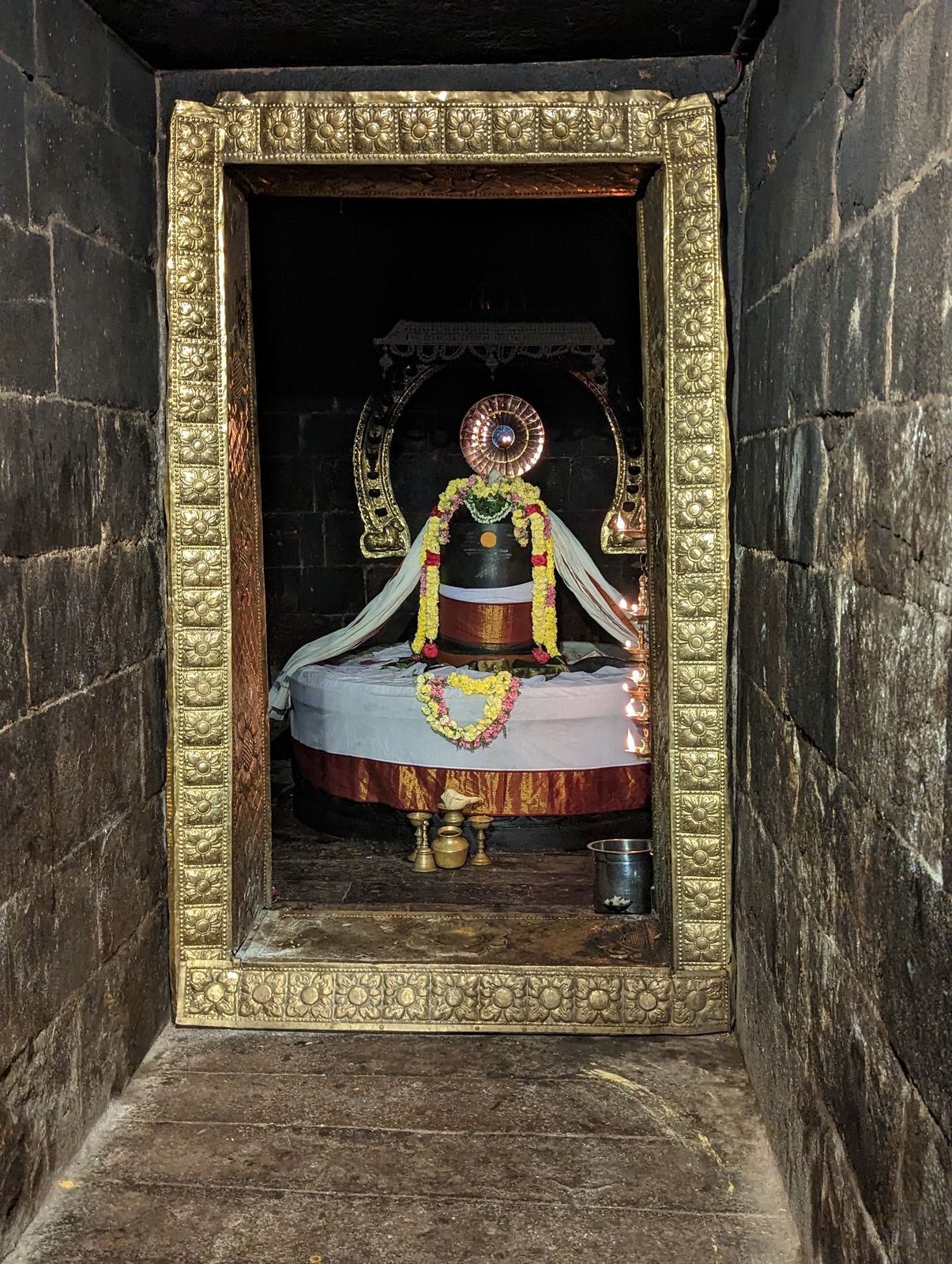 The lingam.