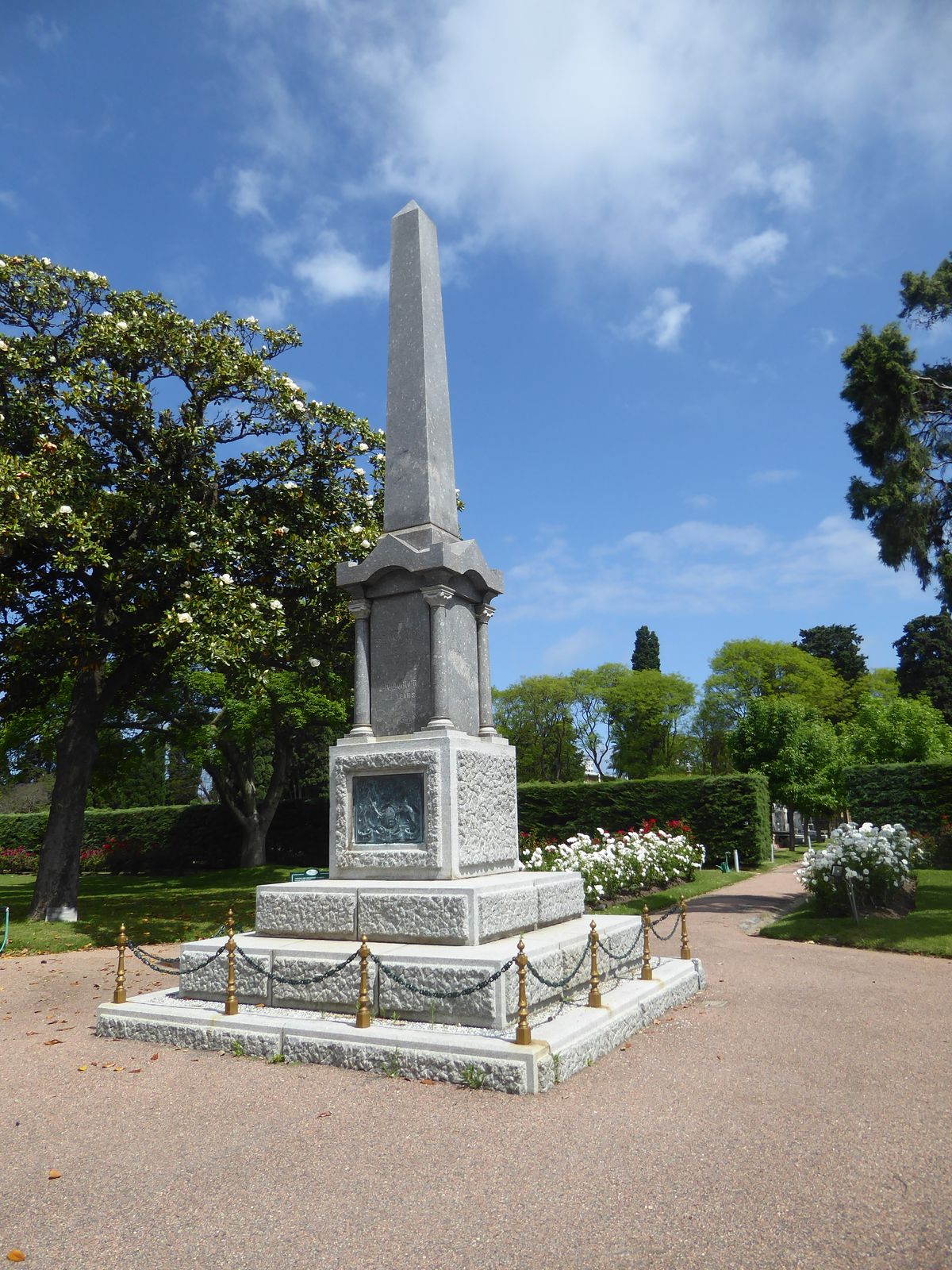 Which you can't say here. We're across the street, at a separate cemetery for the British residents of Montevideo. Pride of place goes here 