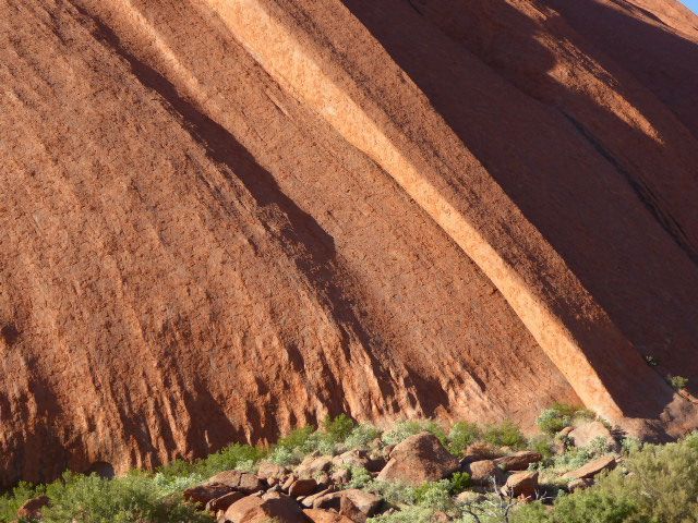 So here, in that shadow on the right, we have a nice demonstration of sandstone behaving like igneous rock and, on the same spot, a rock tha