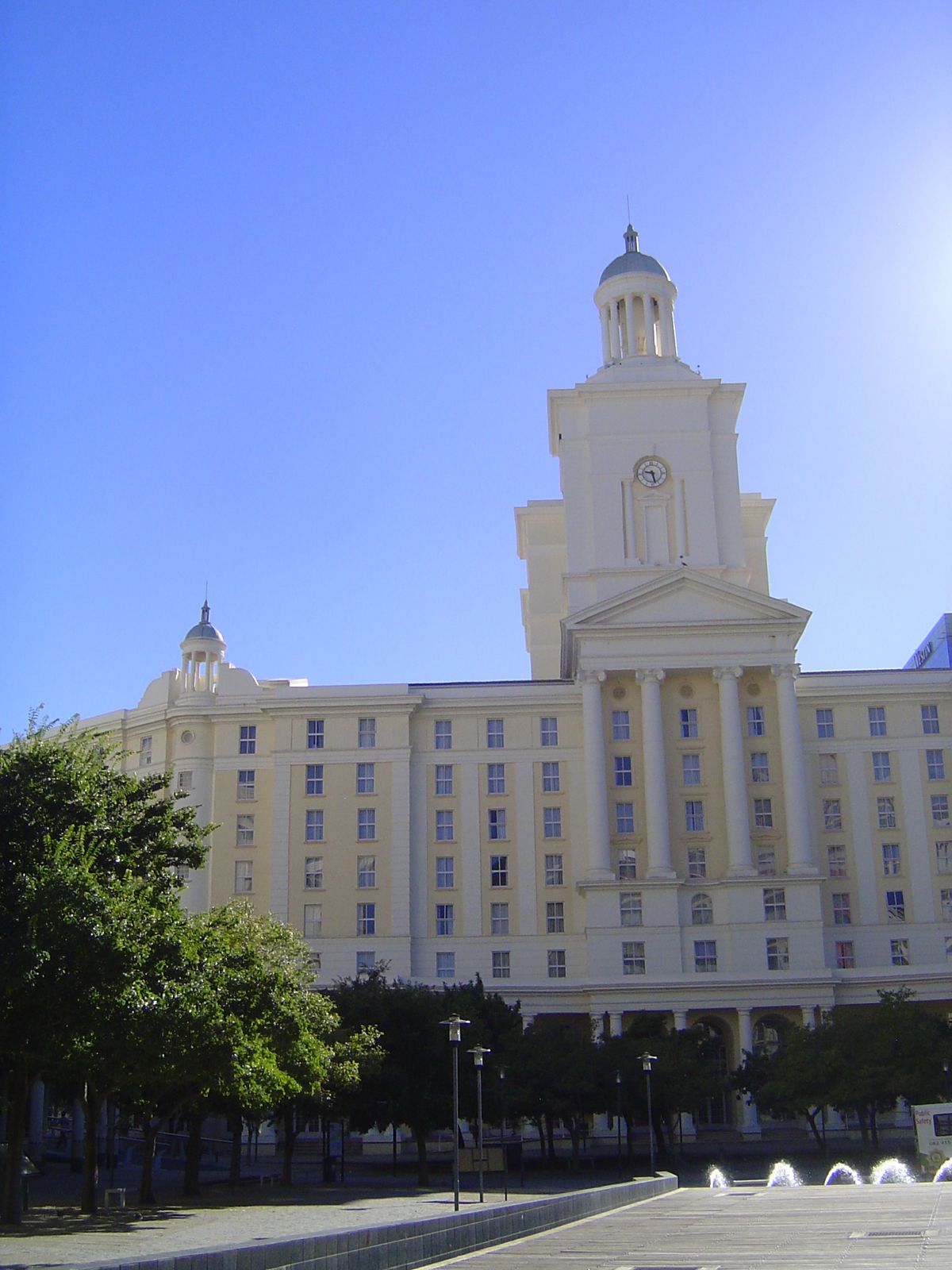 The Greek temple staggers on, proportions mangled, here in the Southern Sun Cullinan hotel, opened in 1998.