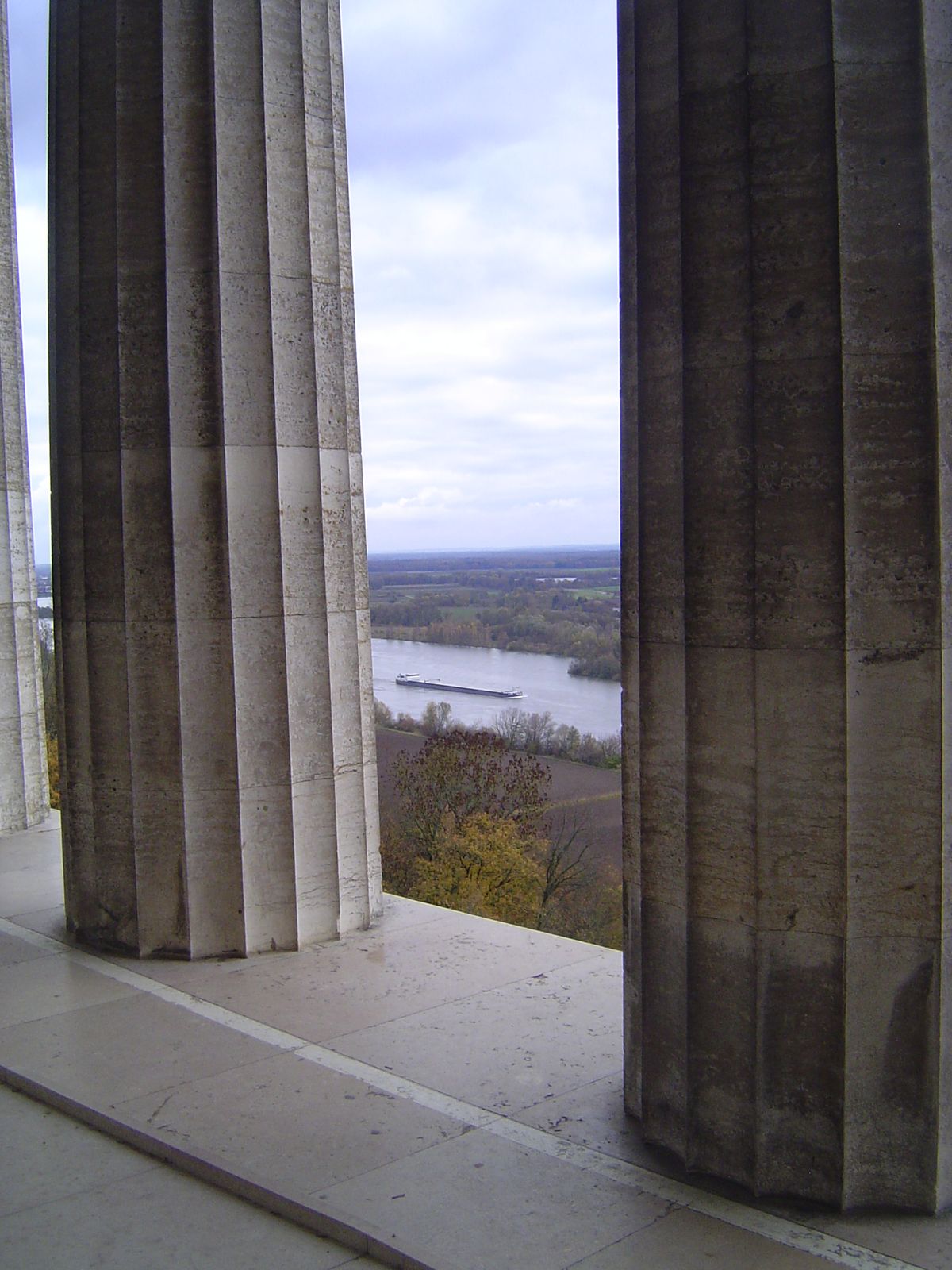 That would be the valley of the Danube, here just a couple of miles downstream from Regensburg.