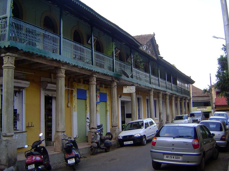 The commercial buildings of San Thome are all double-storied with an upper gallery.