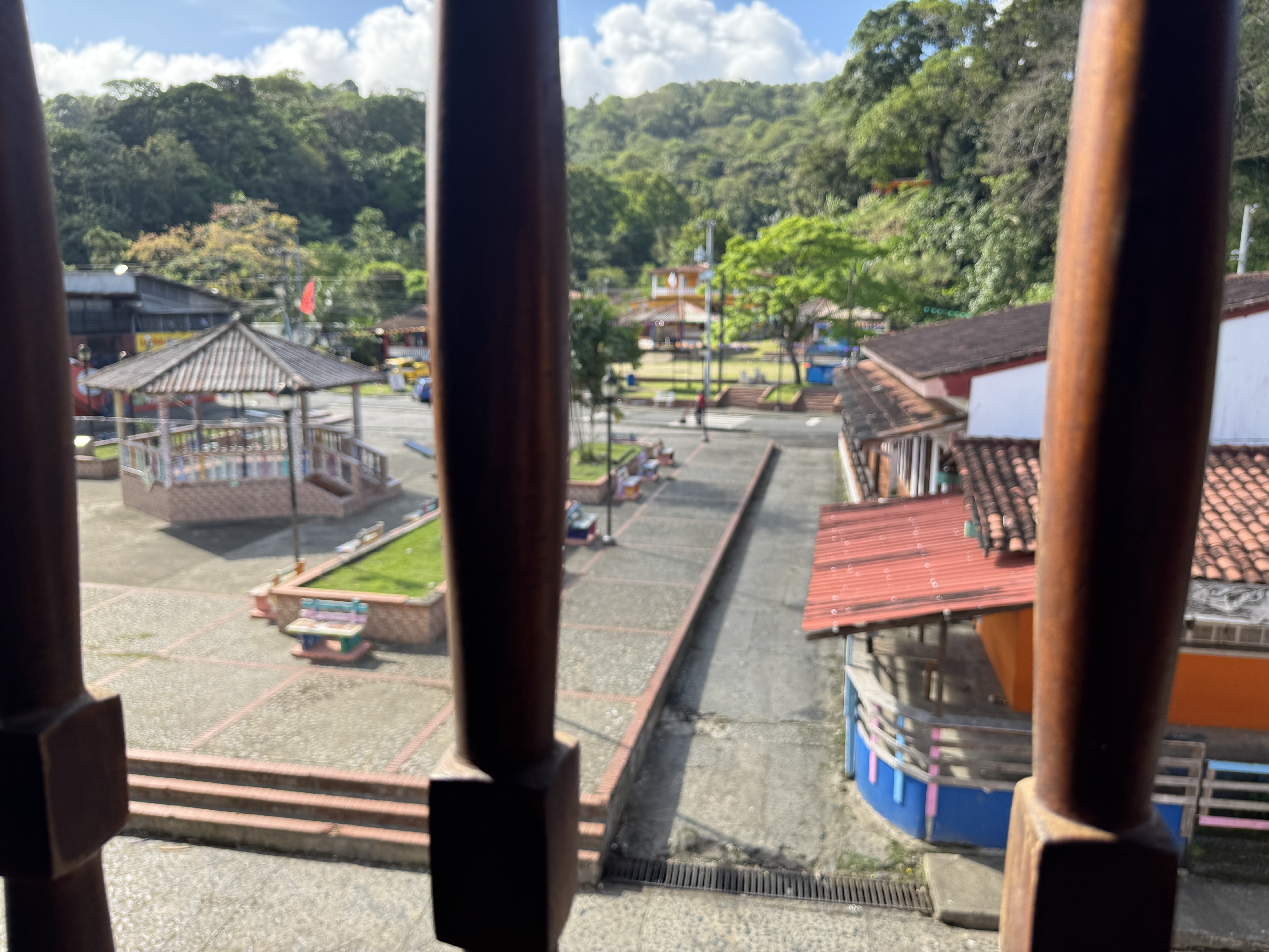 Here's a bit of the town today, as seen from the custom-house balcony.