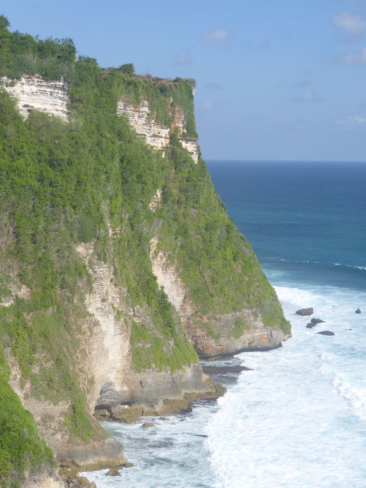 The cliffs down on the south coast were clean, too. We're at Uluwatu, on the Bukit Peninsula that sticks out from the south coast.