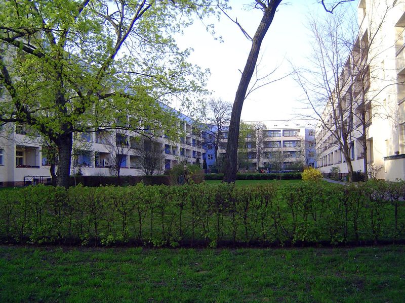 Here's one of the courtyards formed by the U-shape. The color is perhaps the most obvious relic of the Paintbox Estate he had built before t