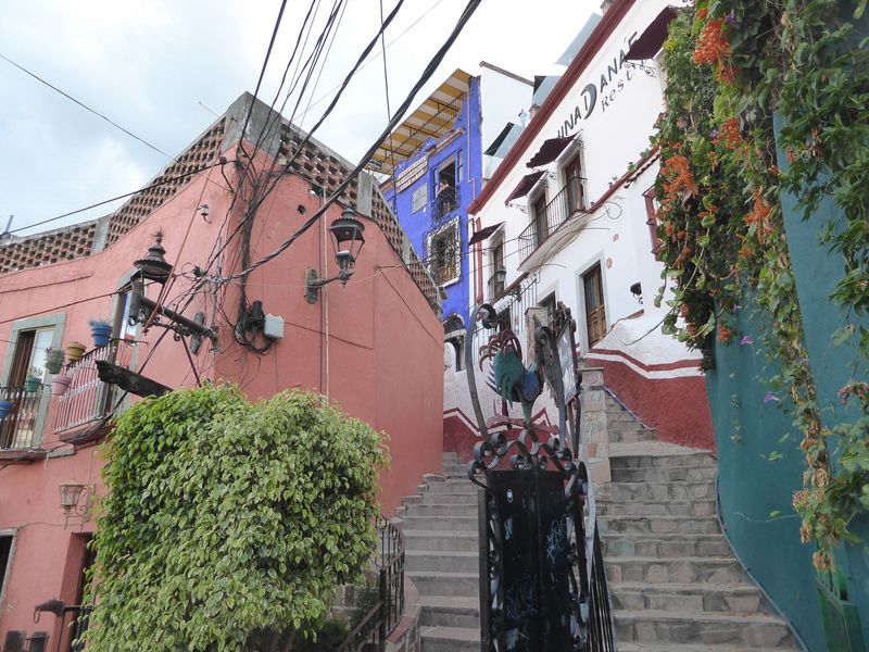 Most people in Guanajuato lived upstairs. A lot of stairs. It's a major impediment for the frail, especially those in wheelchairs.