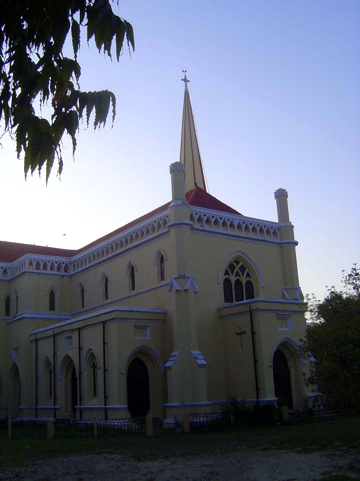 Christ Church, adjoining Banarsi Bagh formerly Wingfield Park, was built in 1860 as a memorial to 1857.