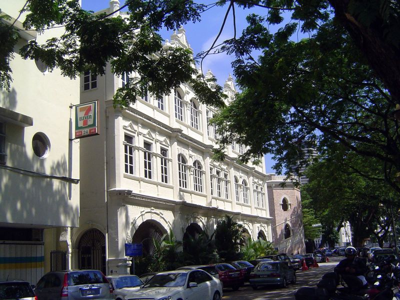 Shopping? The Chow Kit Department Store opened in 1905 on the banks of the river and just downstream from the mosque. The design was by A.K.