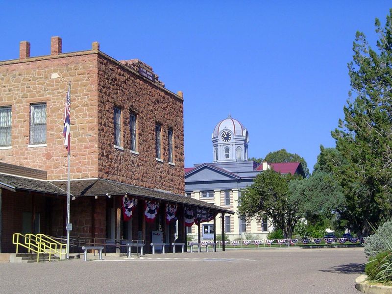 The Fort Davis State Bank.