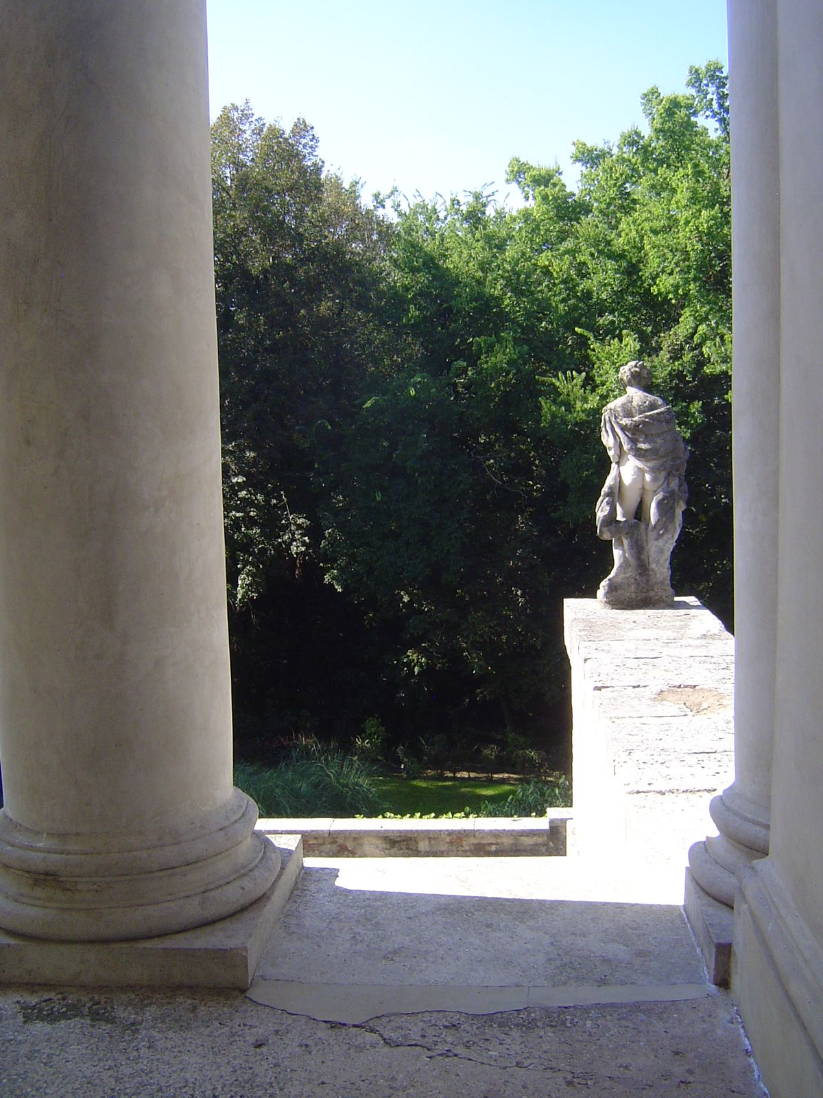 The view has changed over four centuries and originally probably looked into an orchard designed so that the trees, though close to the hous