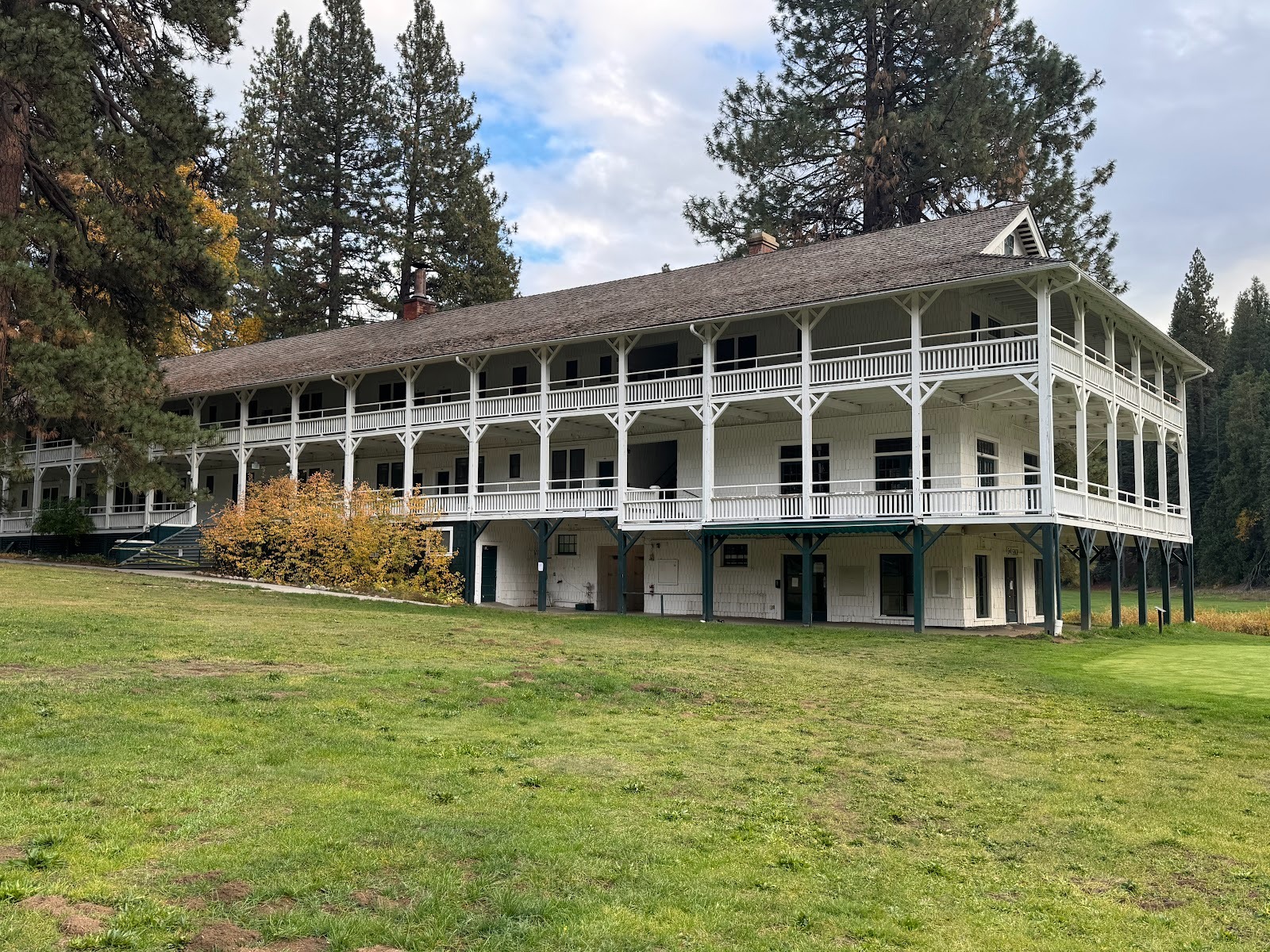 A newer wing.  It, too, was closed in 2025.