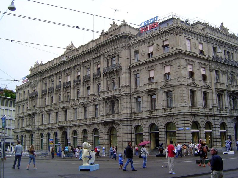The railway station is a 5-minute walk from the lake's outlet, and it is here that Zurich lives up to its reputation as a center of global b