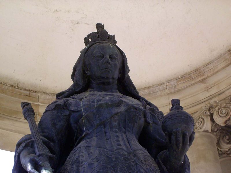 The statue, by the local sculptor C.J. Allen, shows here in a dyspeptic humor.