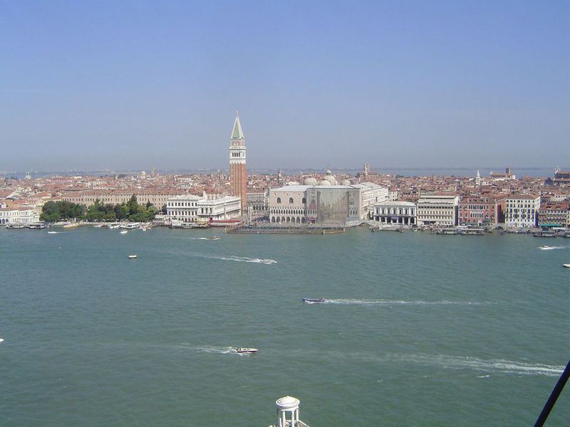 The gardens are on the left now, with the Sansovino Library fronting the piazzetta.