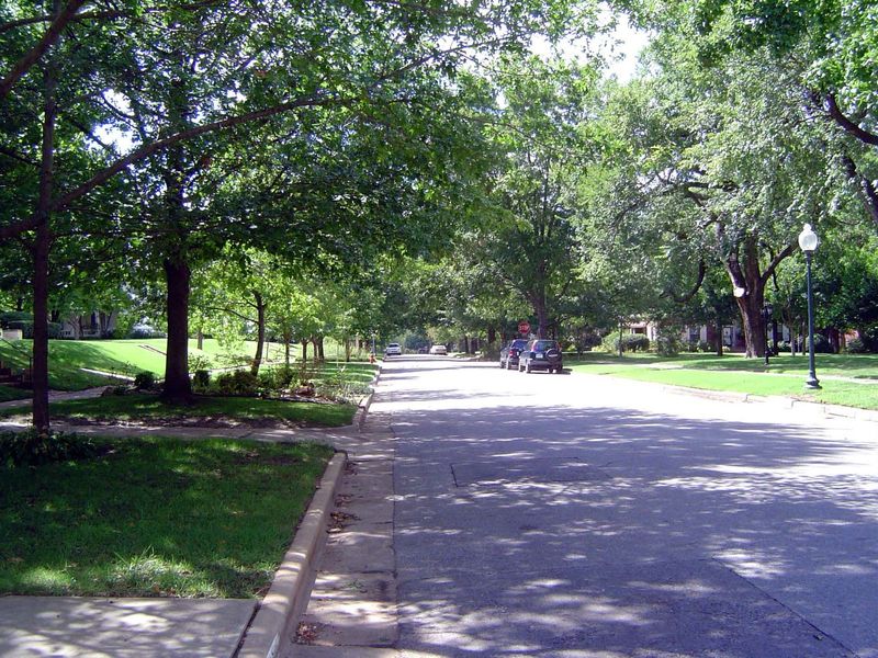 Here's 16th Street, two blocks to the north but thematically linked to the Cooke-Wilson House. How? Well, the street runs right down the mid