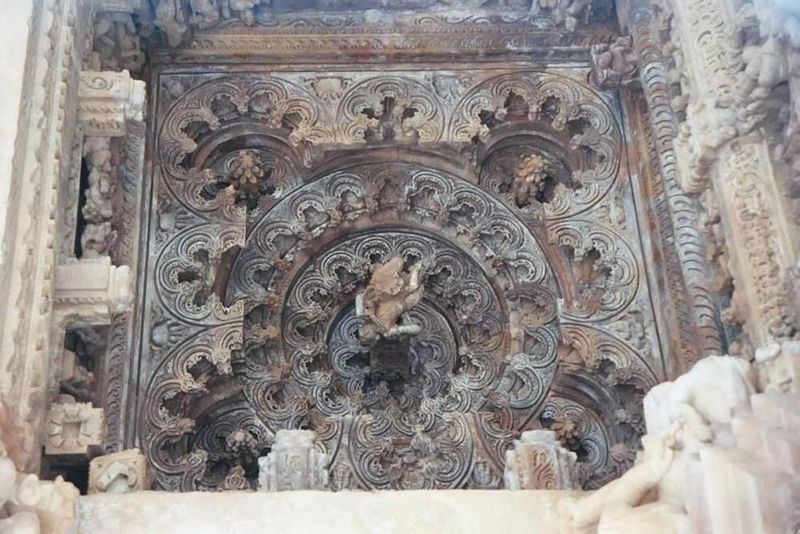 Coffered ceiling of the mandapa of the Javari Temple.