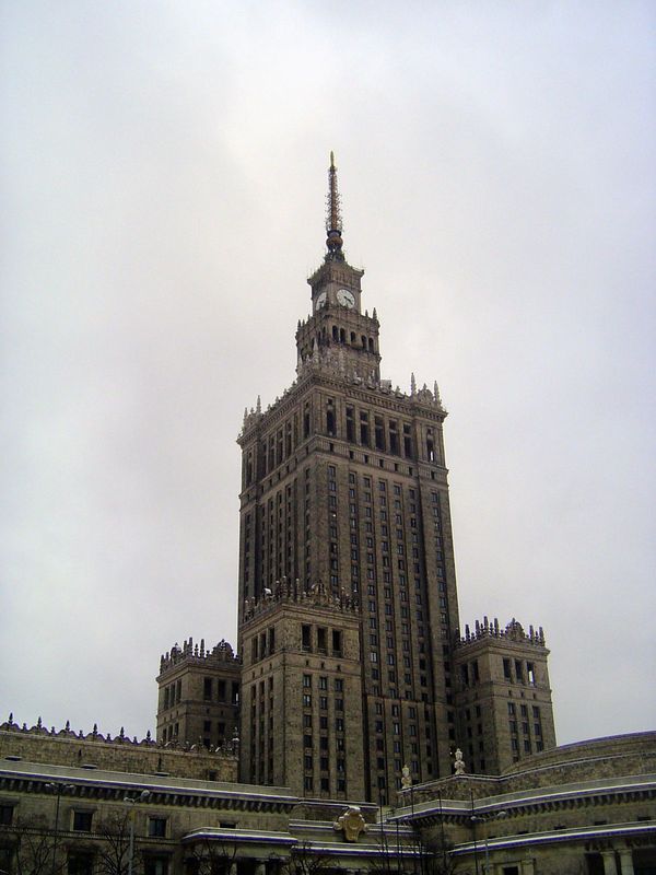 Enter a new chapter, the 1955 Palace of Culture and Science by an architect, Lev Rudniev, who knew which side his bread was buttered on. The