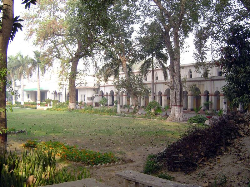 The classic hotel of the British Raj, now closed.