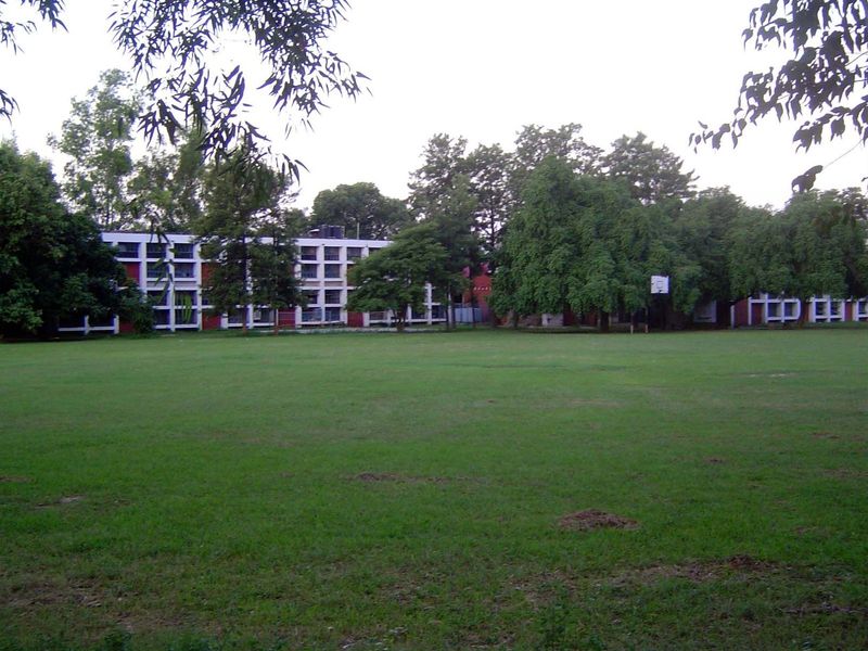 There are lots of parks within the superblocks. In the distance here, the Model Government Senior Secondary School, in Sector 22.
