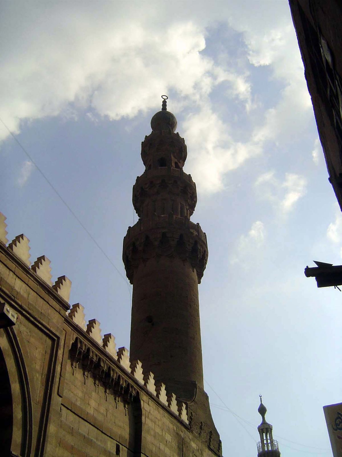 The minaret, originally with 4 tiers but rebuilt with 3, is open. Shall we?