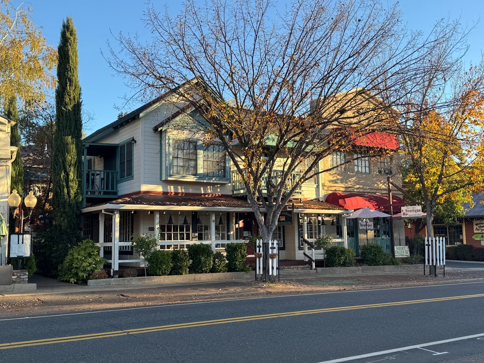 You want something newer than the Murphys Hotel?  How about this? It's the Victoria Inn.