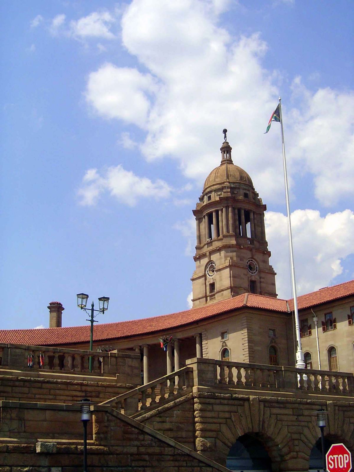 The buildings were designed by Herbert Baker, who went on to help design New Delhi.