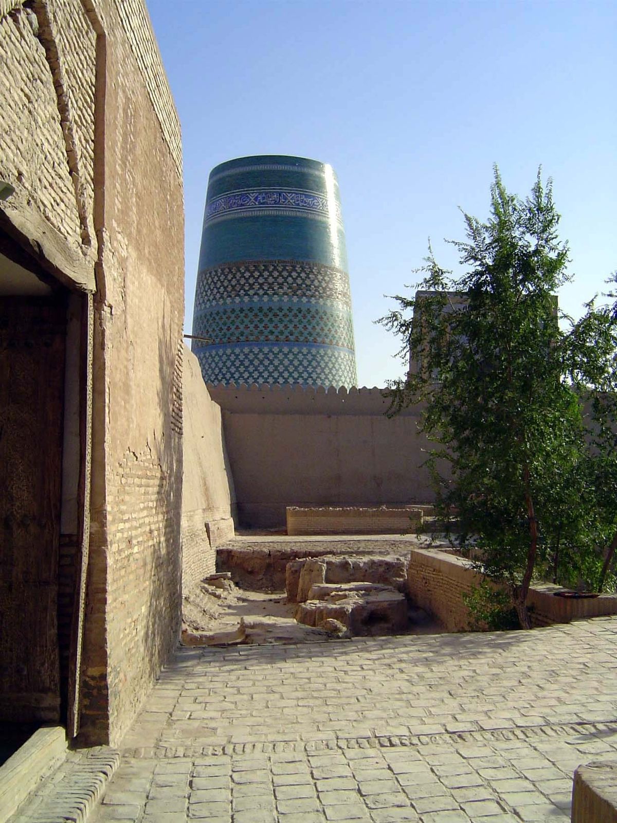 Just inside the gate: a plaza with a view of the Kalta Minaret.