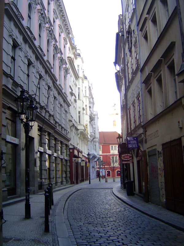 As early as 1901, Jan Koula prescribed "new areas creating a harmonious whole with the old parts of the city." New buildings, he continued, 
