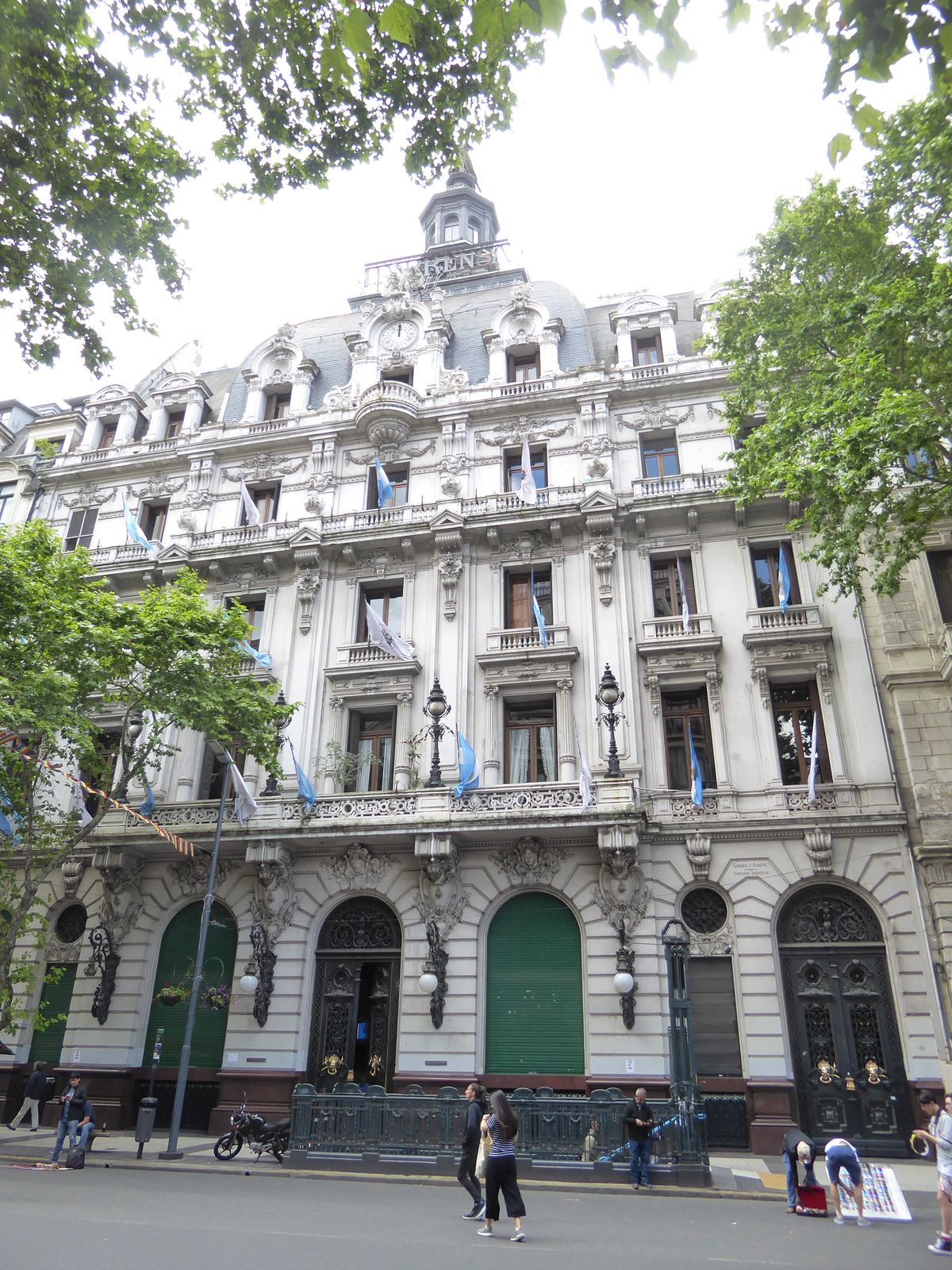 The avenida was soon lined with grand buildings that might have satisfied Baron Haussmann. Here's what is now the Casa de Cultura, run by th