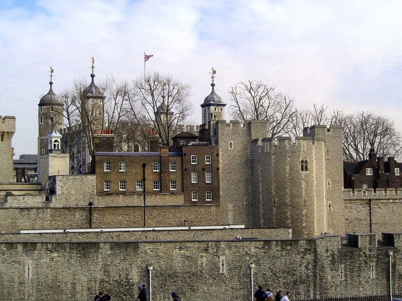 The central structure is the White Tower, originally built of limestone imported from Caen, across the Channel. That word "originally" shoul