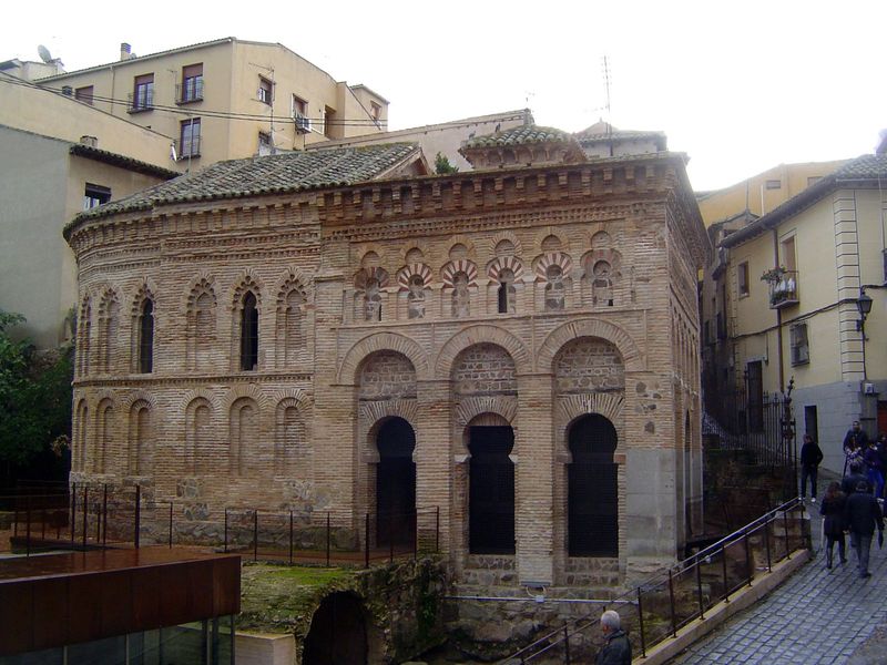 Ford writes: "In the Calle de Cristo de la Luz is a very curious Moorish mosque, which was afterwards given to the Templars." The structure—