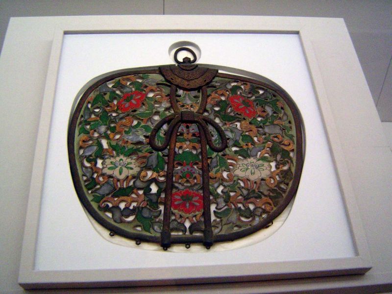 A roof pendant or keman, here on museum display.