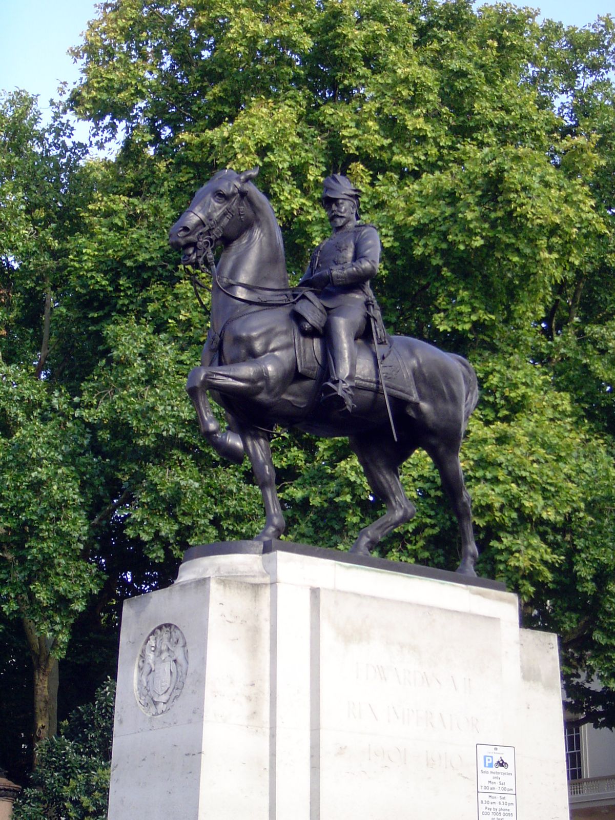 Edward VII at Waterloo Place.