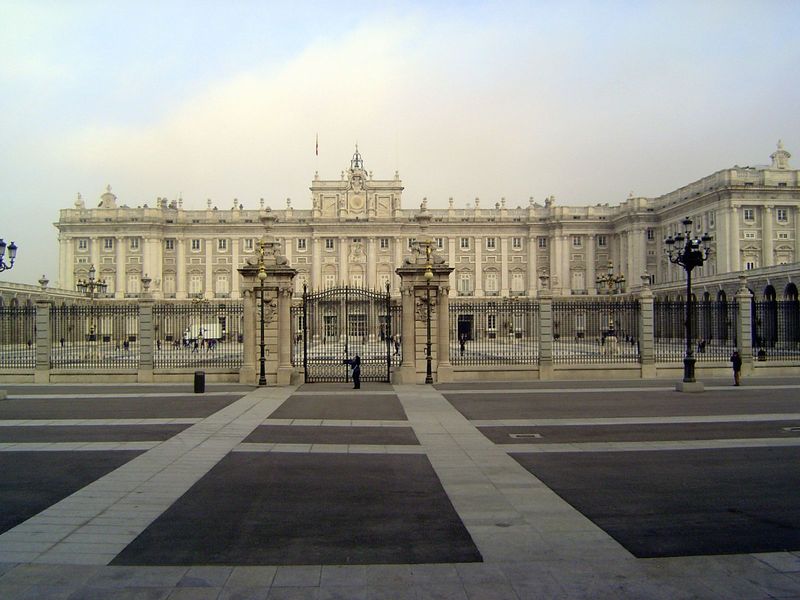The cathedral entrance faces the royal palace, which replaced an older one that burned in 1734 and which itself replaced the Muslim fortress