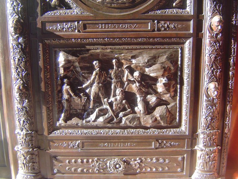 If the building is modeled on St. Peters, its main doors echo the Ghiberti ones in Florence. The panels on the Baptistery there mostly illus