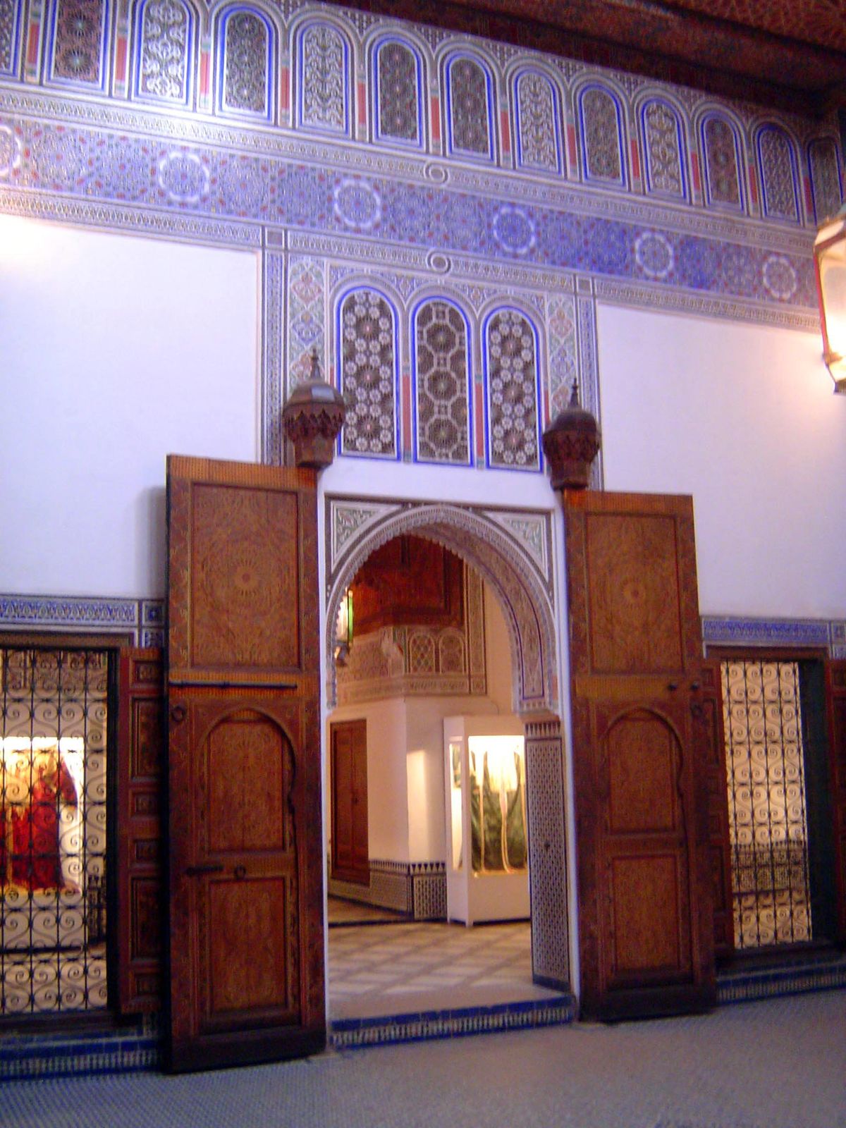 The answer: grand rooms, elaborately decorated.