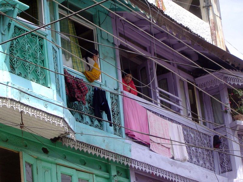 A conversation between neighbors.