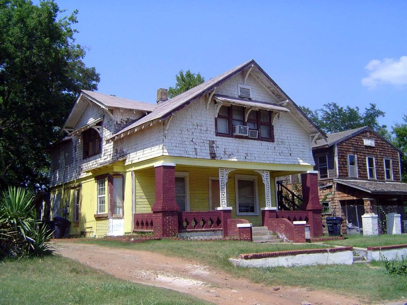 721 NE 3rd, built in 1910 and sold in 2001 by Power House Church.