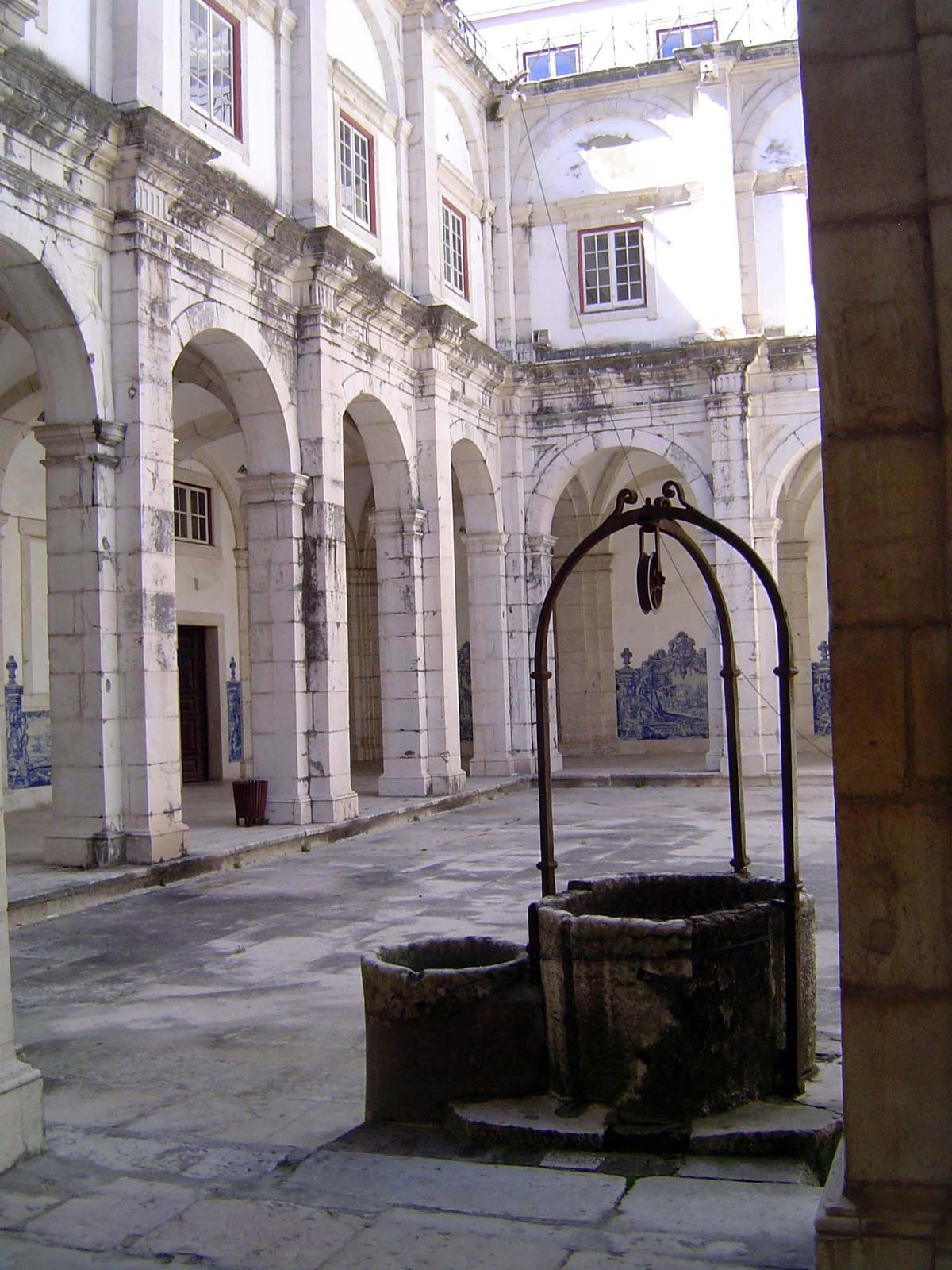 The cloister is handsome but no match for the one in Belém.