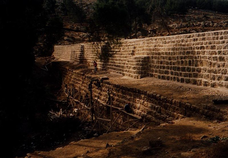 The stone blocks of the dams were repointed.