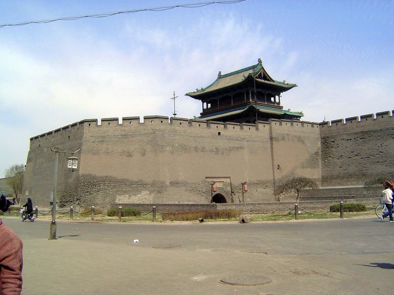 The western or Fengyi Gate, one of four main gates. The wall was built in 1370, when it replaced a wall enclosing only the southeast part of