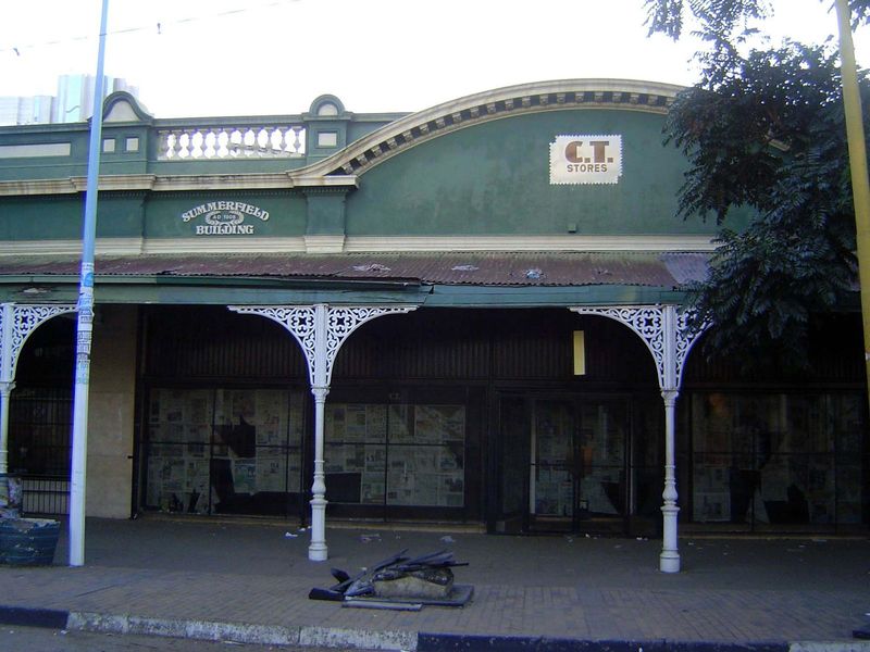 The veranda is yet another product from MacFarlane's.