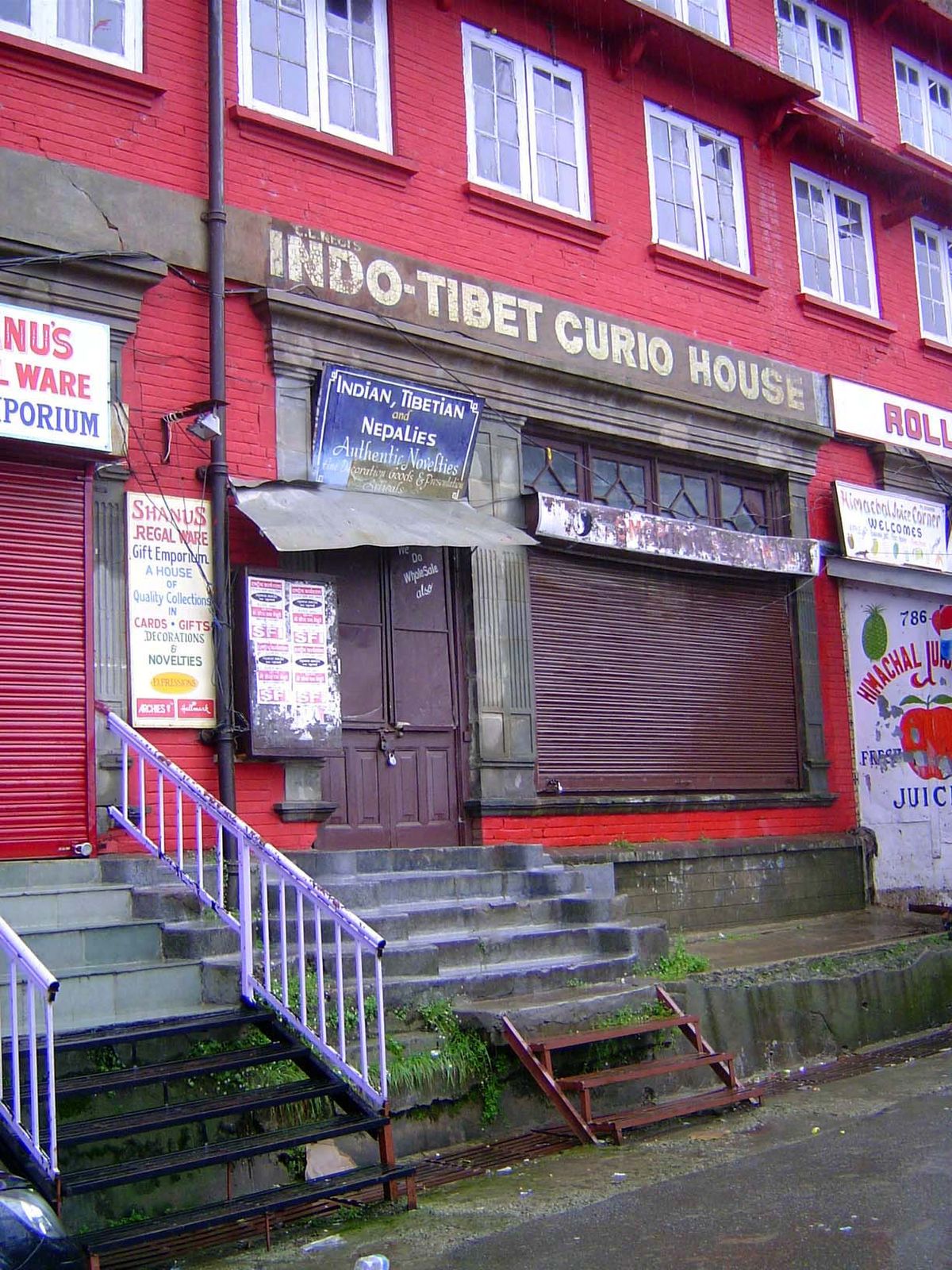 A store-front vestige of Kipling's Kim.