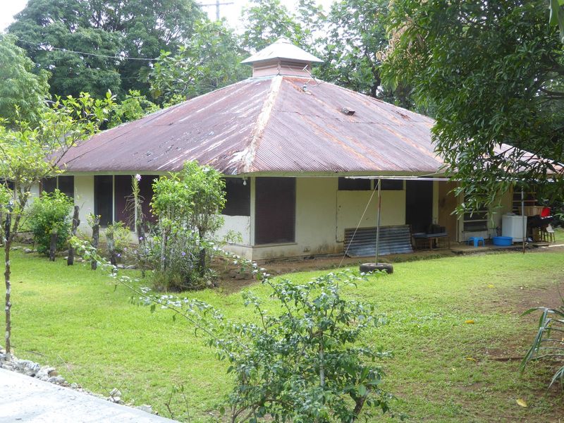 Shall we look at some typical houses? Trumbull writes p. 59 that "the living quarters for the twenty-five American personnel and their famil