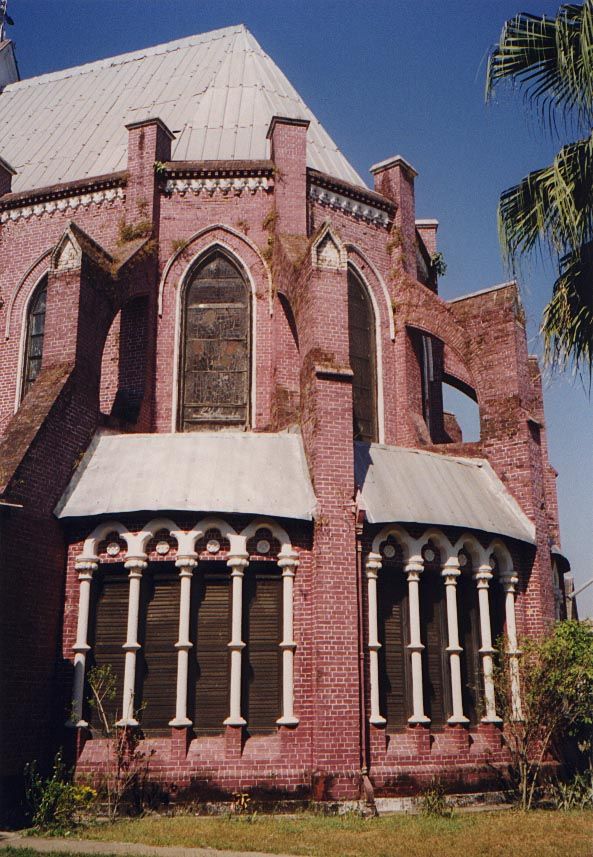 The apse. Notice the louvered shutters, a concession to the climate on the part of builders who were determined to stay as traditional as po